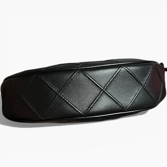 🌻NEW w/tags Tory Burch Black Mini Fleming Soft Crescent Shoulder Bag - Picture 8 of 16